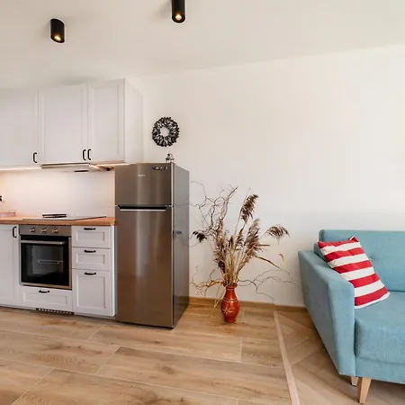 Pensión Sztormowa 7 *